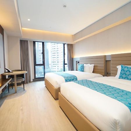 Bayprime Hotel Paranaque City Экстерьер фото