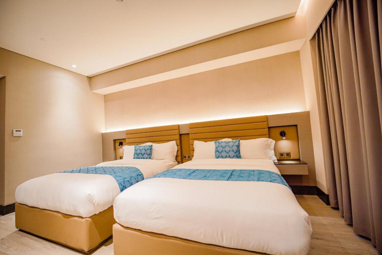 Bayprime Hotel Paranaque City Экстерьер фото