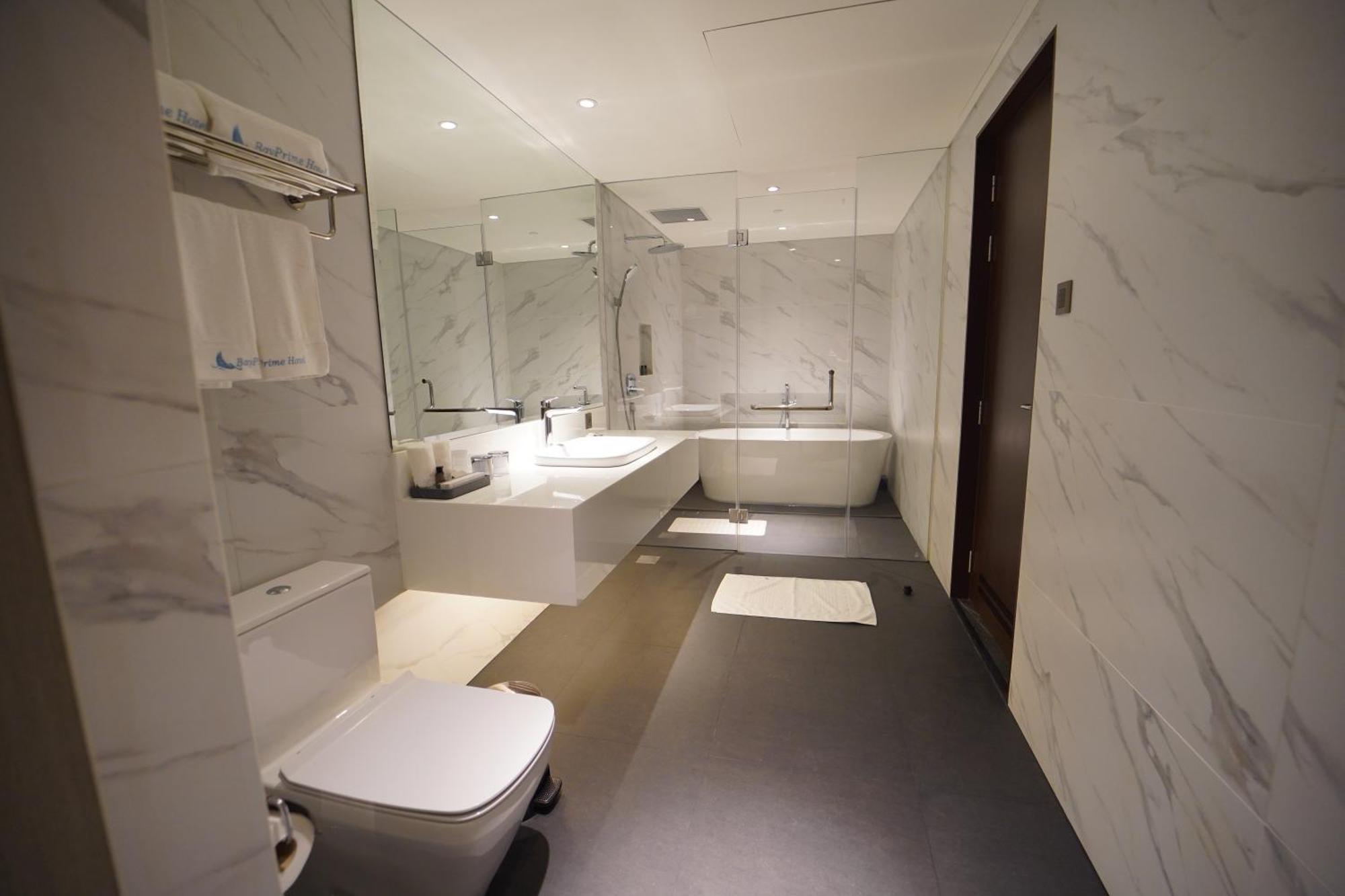 Bayprime Hotel Paranaque City Экстерьер фото